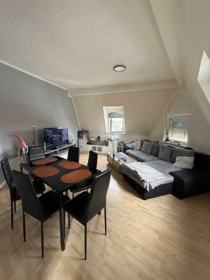 Gepflegte 2,5-Zimmer Wohnung mit Einbauküche