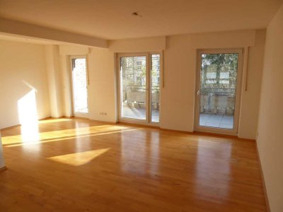 Renovierte 4-Zimmer-Maisonette-Wohnung im Südviertel