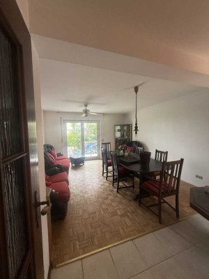 Helle 2-Zimmer-Wohnung mit Terrasse & Gartenzugang in Baden-Oos