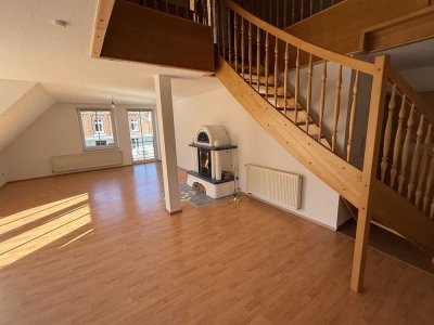 Zentrale, helle 5-Zi-Wohnung mit großer Dachterrasse und Carport in Carolinensiel - provisionsfrei