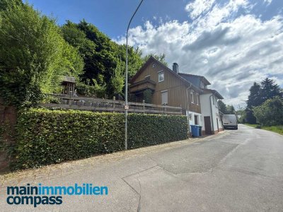 Wohnen mit Panorama: Charmantes Einfamilienhaus in ruhiger Lage
