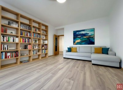 Provisionsfrei!!! Vollsanierte 2-Zimmer-Wohnung mit ausgezeichneter Infrastruktur