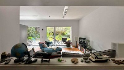 Villa Düttmann am Weinmeisterhornweg – Skulpturale Moderne in Berlin-Spandau mit 4 Einheiten!