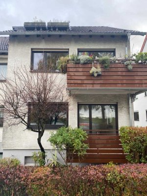 Schöne 2-Raum-Hochparterre-Wohnung mit Südbalkon in Hirschberg