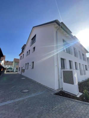 1 Zimmer Wohnung  EBK, FBH, Parkett, KFW 55