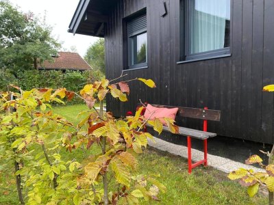 Idyllische SEEHÜTTE, Erstbezug, am Mattsee!