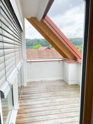 Kleine feine klimatisierte 2-Zimmer-Wohnung - 43m² - Balkon - inkl. TG-Platz