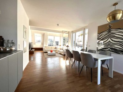 Lichtdurchflutetes Wohnjuwel: Großzügige 4,5-Zimmer-Maisonette mit drei Balkonen