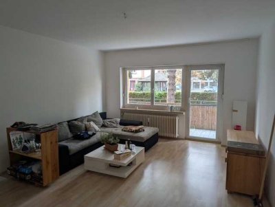 Helle 2-Zimmer Wohnung mit Balkon in Eschborn