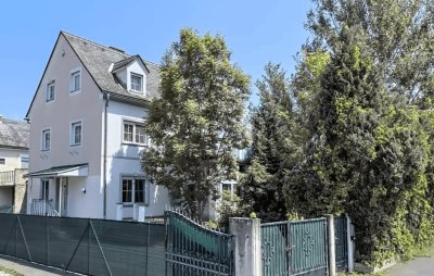 Wohnhaus mit großem Grundstück und attraktivem Bebauungspotenzial im Zentrum von Mureck. Verkauf provisionsfrei!