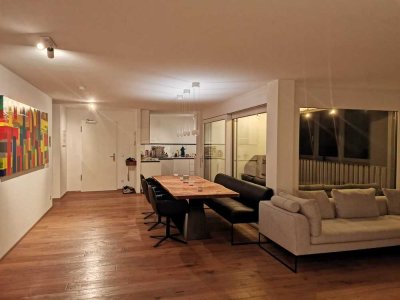 Moderne, gut geschnittene 4-Zimmer-Wohnung im Marrahaus mit Süd-Loggia