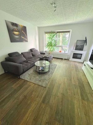 HERZ DER LÖWENSTADT: MODERNE ALTBAU-WOHNUNG