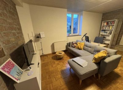 2 Zimmer Wohnung in Heidelberg-Neuenheim mit Balkon und Gartenmitbenutzung