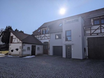 Außergewöhnliches, geräumiges Haus mit fünf Zimmern in Weimar, Südstadt