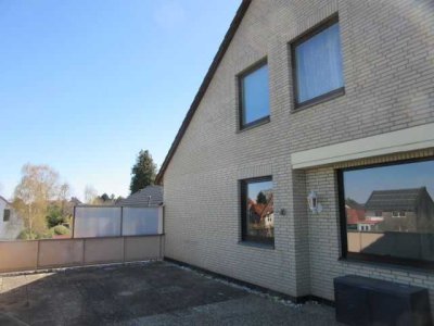 Helle, modernisierte, 4-Zimmer-Mietwohnung im OG, mit Garage, in Barsinghausen