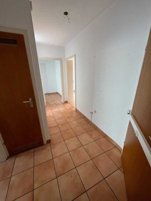 2-Zimmer Wohnung attraktiver Lage (inkl. EBK und Waschmaschine)