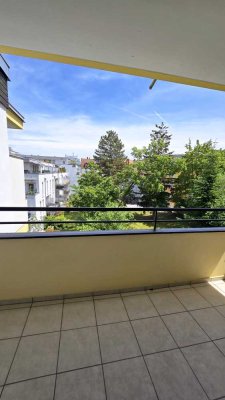 PROVISIONSFREI Luxuriöse 2-Zi-Wohnung mit 2 Balkonen über 70m² Nutzfläche & TG-Platz in Obersendling
