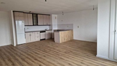 Stilvolle 3-Zimmer-Wohnung mit Balkon und Einbauküche zentral in Sindelfingen