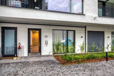 Wunderschöne 3 Zi Wohnung mit viel Platz zum Wohlfühlen in rühiger Berliner Lage mit eigenem Garten