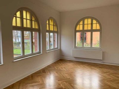 Traumhafte 2-Zimmer-Wohnung mit Terrasse und Seezugang ... (70210)