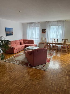 Helle 2-Zimmer, Küche  Wohnung mit Balkon im 2. OG in Baden-Baden Innenstadt