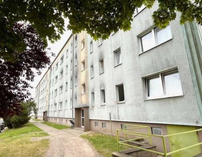 Schöne 4 Zimmer Wohnung im Erdgeschoss
