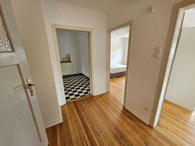 Teilmöblierte 2 Zimmerwohnung in toller Lage von Karlsruhe-Weiherfeld