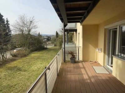 EUPORA® Immobilien: Geräumige 4 Zimmerwohnung in Kirchheimbolanden.