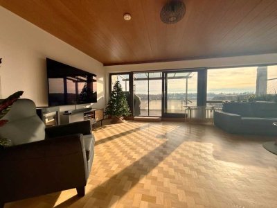 Degerloch/Hoffeld: Attraktive Endetage in Aussichtslage