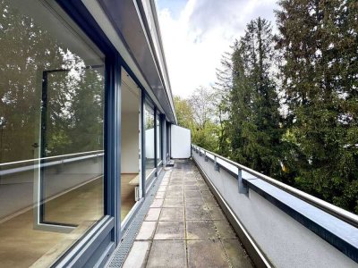 Großzügige 2-Zimmer-Dachgeschosswohnung in Solln