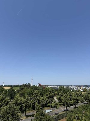 Exklusive Penthousewohnung mit Dachterrasse und Blick auf den Luxemburger Turm | Petrisberg