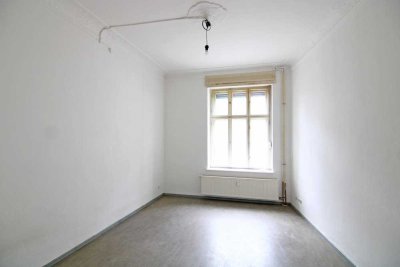 Altbauwohnung mit Wohnküche in der Nalepastraße