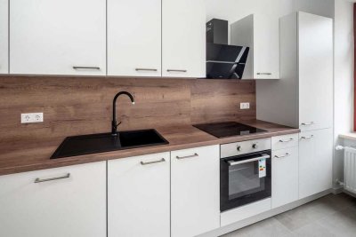 Neu& In Renovierung! I sonniger Balkon I modernes Bad I neue Einbauküche