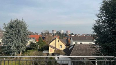 3-Zimmer-Wohnung mit gehobener Innenausstattung mit EBK in Steinbach (Taunus)