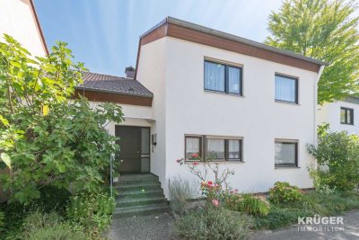 KA-Durlach | Familienfreundliches Einfamilienhaus mit 7 Zimmern, Hobbyraum, Garten & 2 TG-Stellpl.