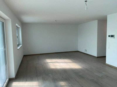 Hochwertige und sonnige 4-Zimmer-Wohnung mit Balkon in Bad Waldsee