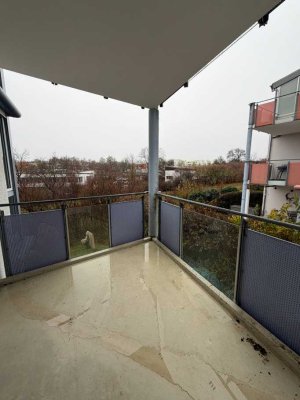 Lichtdurchflutete 3,5-Zimmer-Wohnung mit großem Wohnbereich