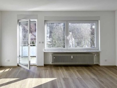Erstbezug nach Sanierung: Charmante 3-Zimmer-Wohnung mit Balkon in bester Lage