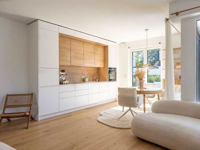 Lichterfüllter Wohntraum. 2-Zimmer-Erdgeschosswohnung mit Garten.