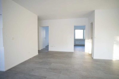 Helle 4,5-Zimmer-Wohnung (kernsaniert) mit Loggia & Top-Grundriss in ruhiger Lage