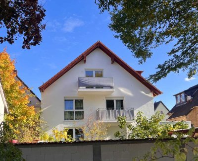 Moderne Dachgeschosswohnung in ruhiger Lage von Raunheim am Main