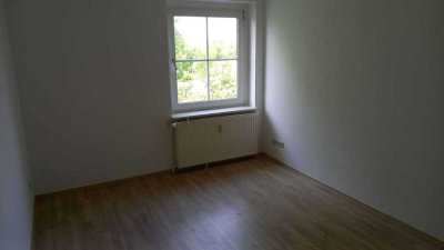 wir renovieren+++ 2-Raum Wohnung frei