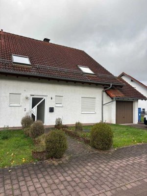 KAPITALANLAGE - Housing-Mietvertrag, Doppelhaushälfte , Garten und Garage