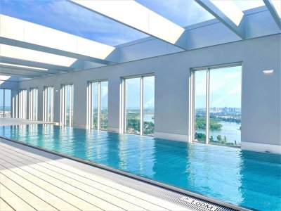 EXKLUSIV WOHNEN MIT 5 SCHLAFZIMMER, 2 EINGÄNGE, POOL, FITNESS UND LOUNGES IN PREMIUMLAGE