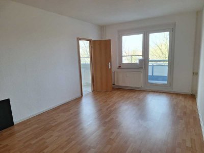 wunderbare 2 Raumwohnung mit Balkon in der 1 Etage