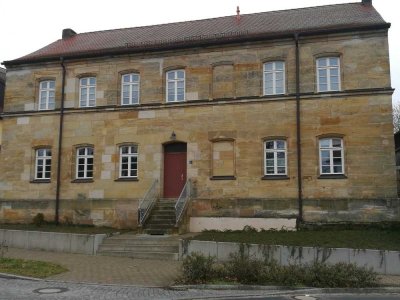 Sanierte 3-Zimmer-Wohnung mit EBK und Gartenanteil in Heroldsberg