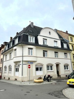 4 ZBK Wohnung mit großzügigem Schnitt in zentraler Lage