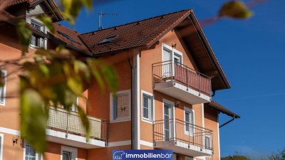 ANLEGERHIT - traumhafte helle Balkonwohnung mit Eigengarten