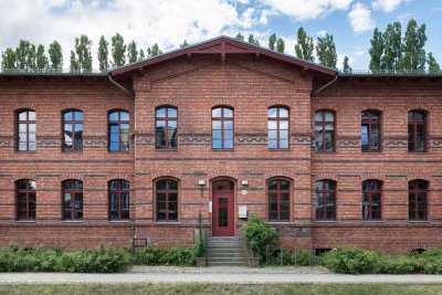 Exklusive Wohneinheit  mit zusätzlicher 50 m² Kellerfläche und großem Garten