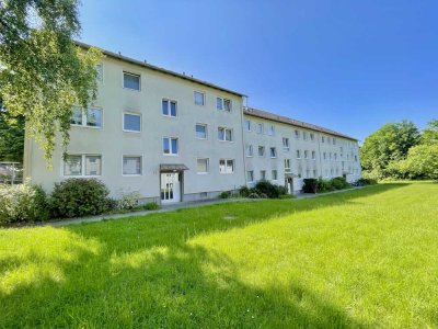 Geräumige 2-Zi. Wohnung mit Balkon!